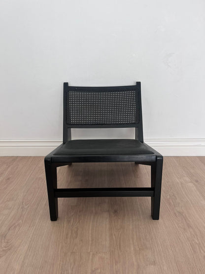 SERENGETI BLACK CASUAL CHAIR